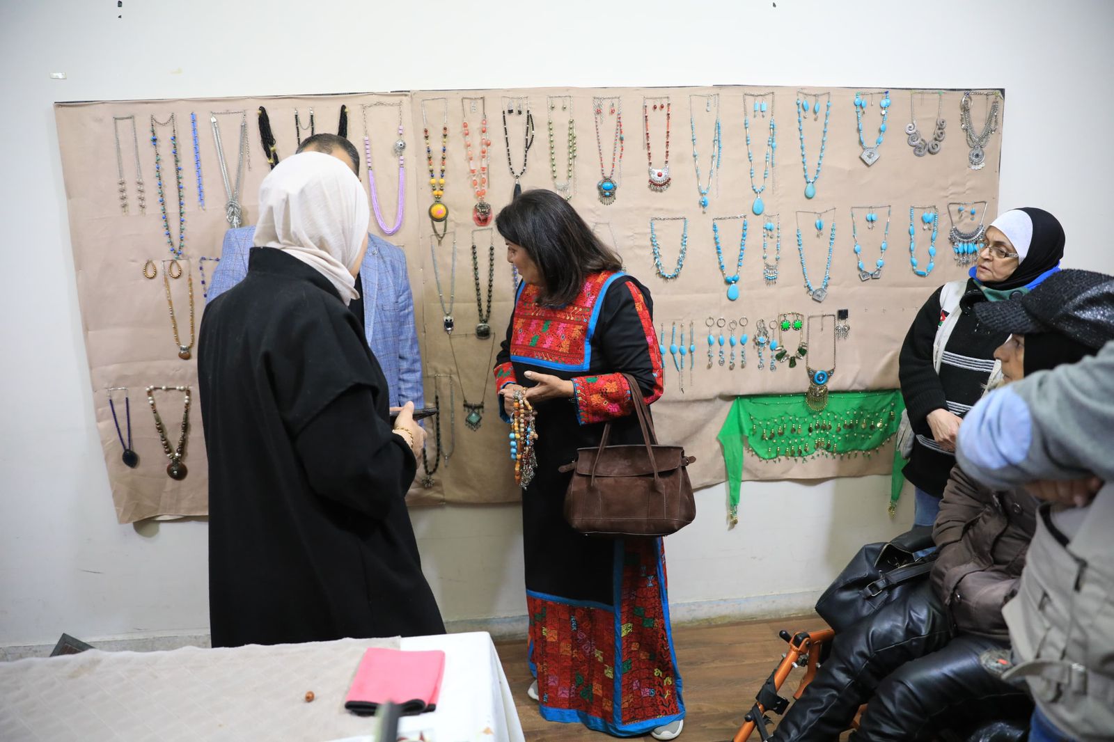 Madar Al-Saa Images 0.8680542832151125