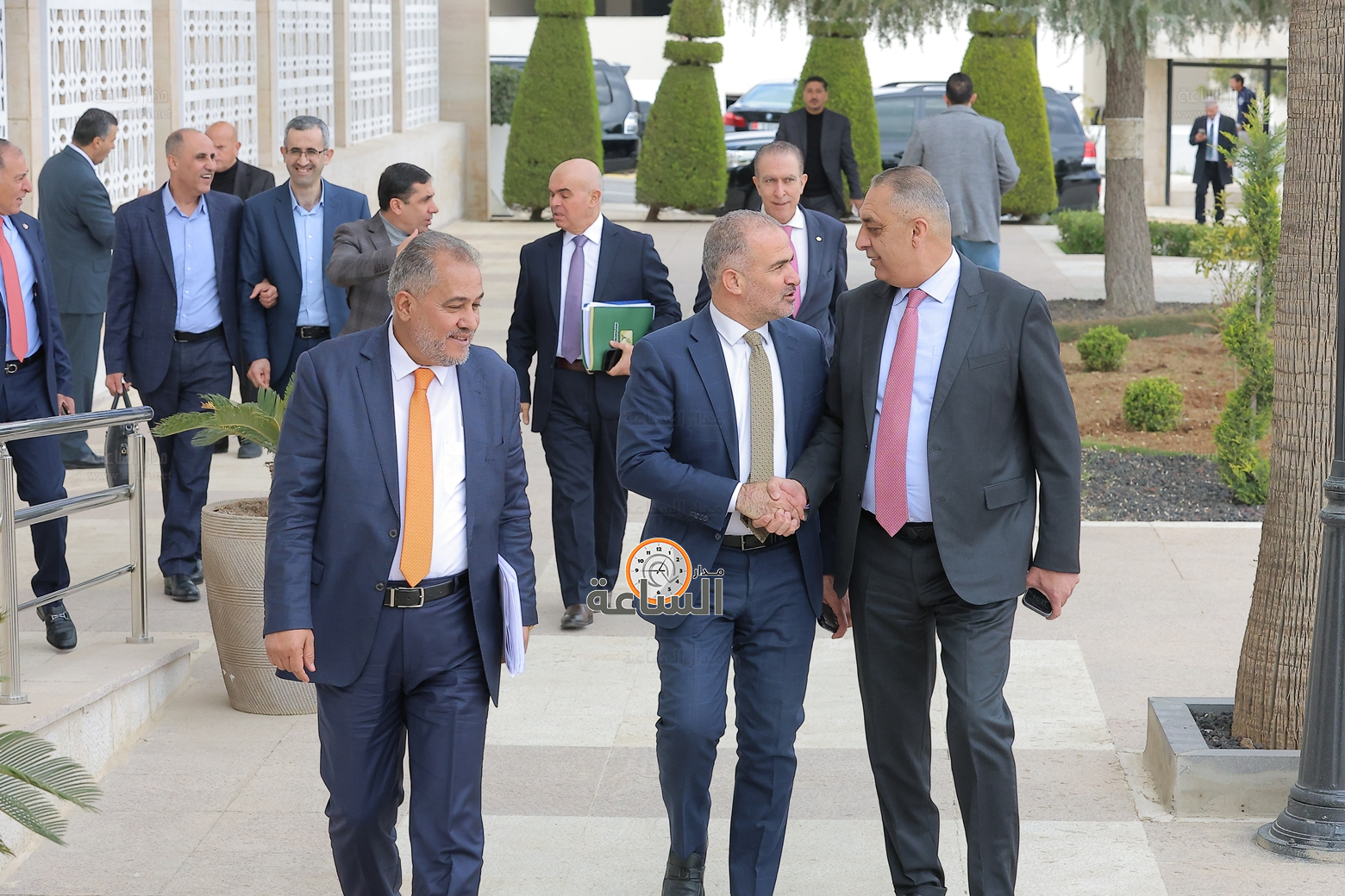 Madar Al-Saa Images 0.8156410008654887