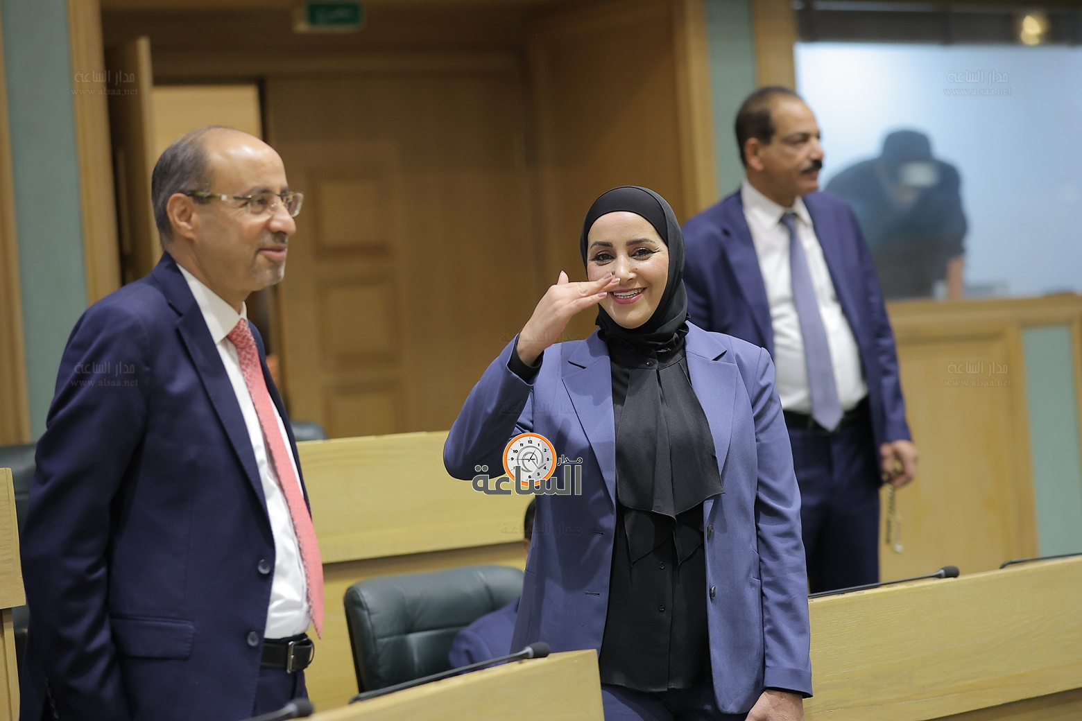 Madar Al-Saa Images 0.2900182267342588