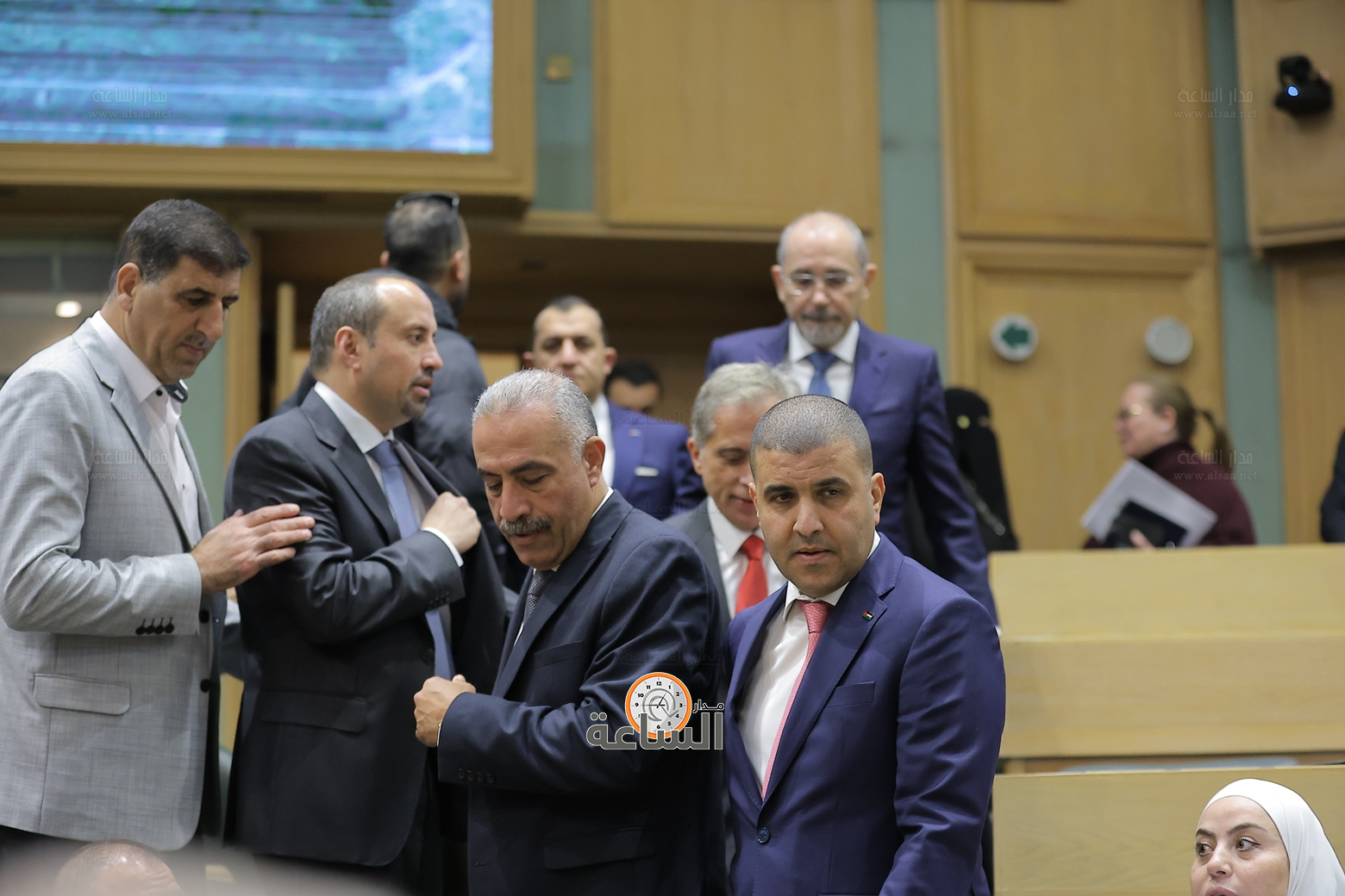 Madar Al-Saa Images 0.9497174616137761