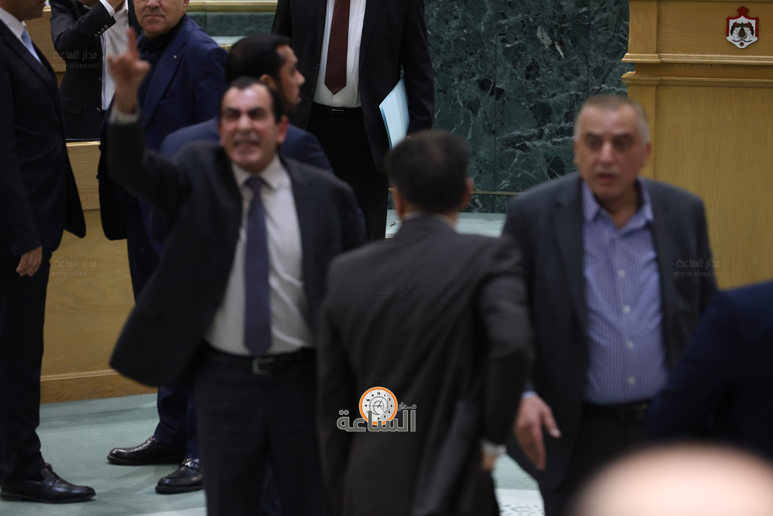 Madar Al-Saa Images 0.7590182671128796