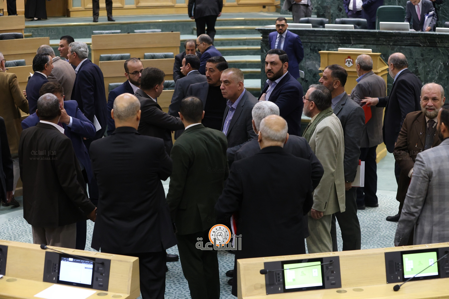 Madar Al-Saa Images 0.11774011634272707