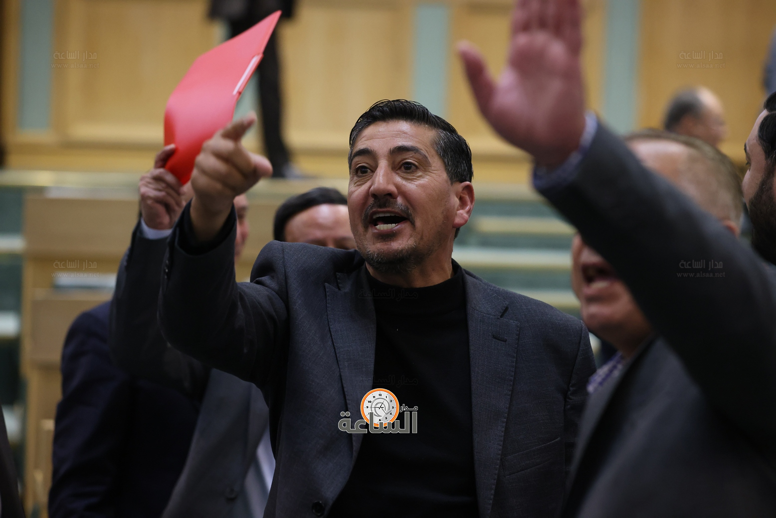 Madar Al-Saa Images 0.020027839806544767