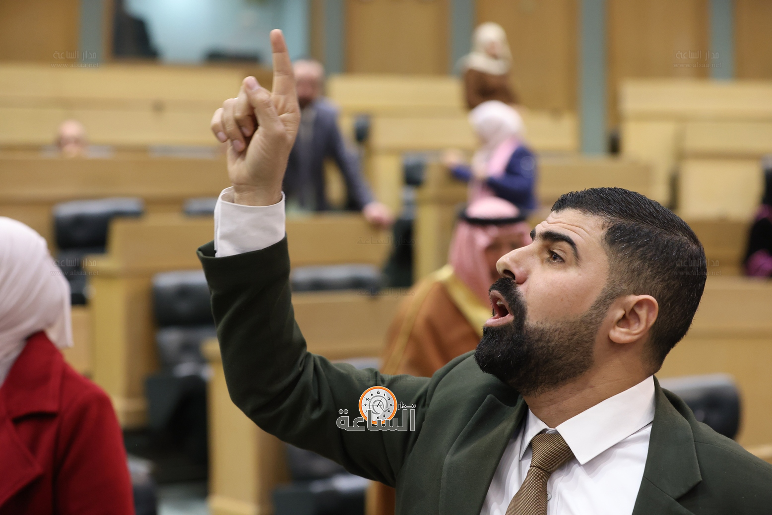 Madar Al-Saa Images 0.6748595152459463