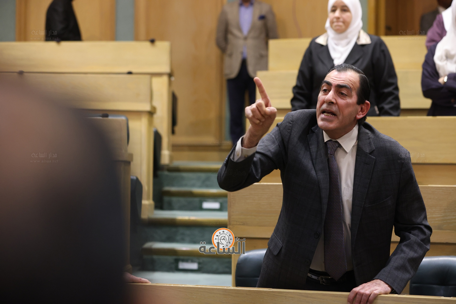 Madar Al-Saa Images 0.2354249060518686