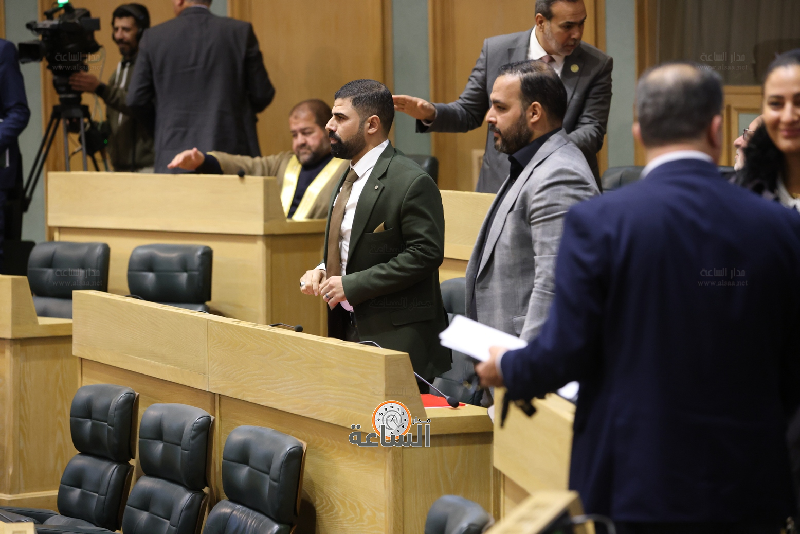 Madar Al-Saa Images 0.8458506859047193