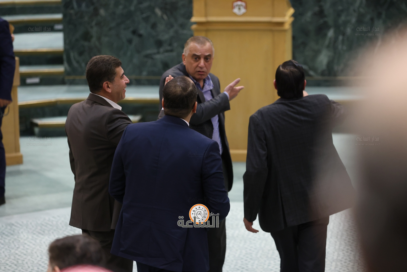 Madar Al-Saa Images 0.1357252908135952