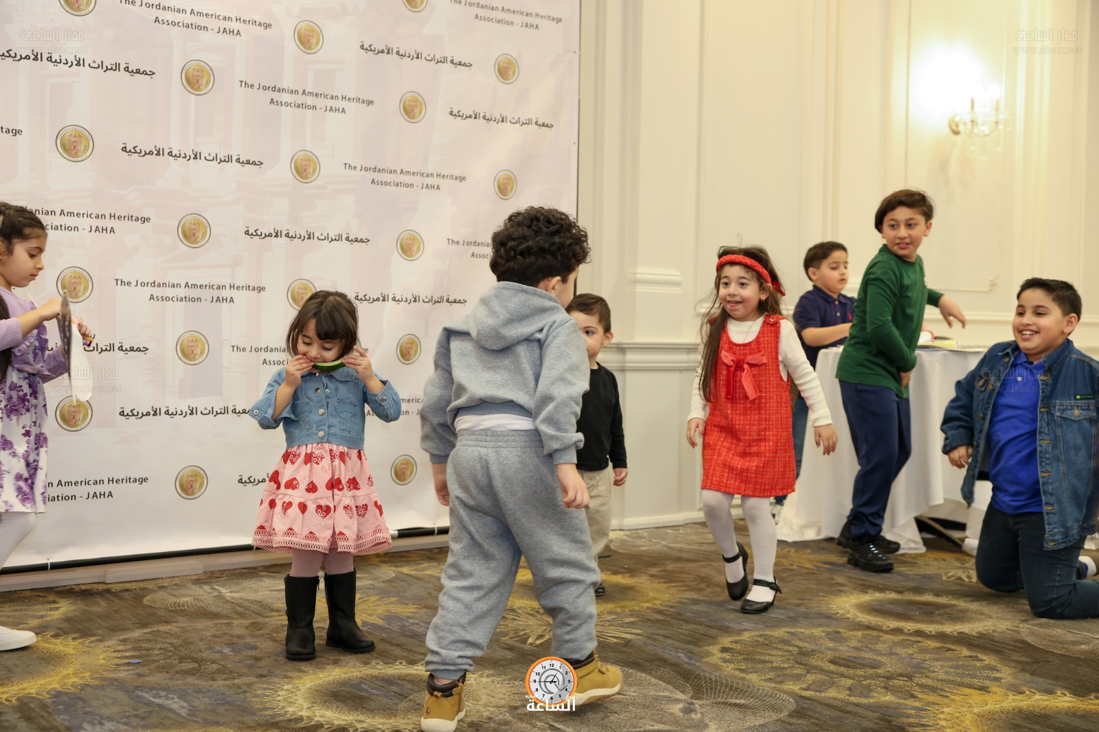 Madar Al-Saa Images 0.03198682678554743