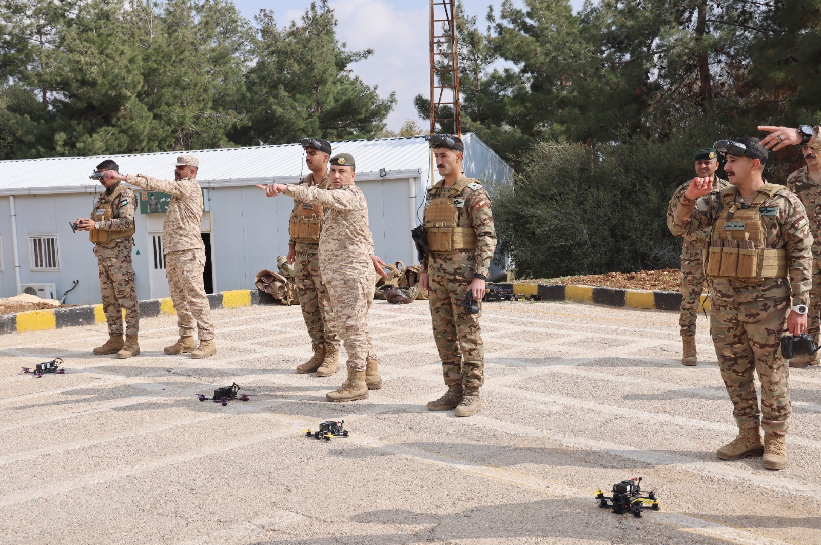 Madar Al-Saa Images 0.5125736476919984