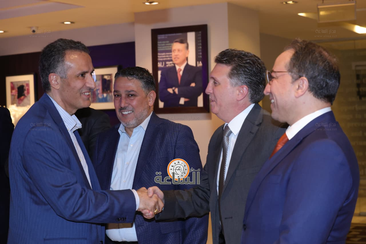 Madar Al-Saa Images 0.7297772987809251