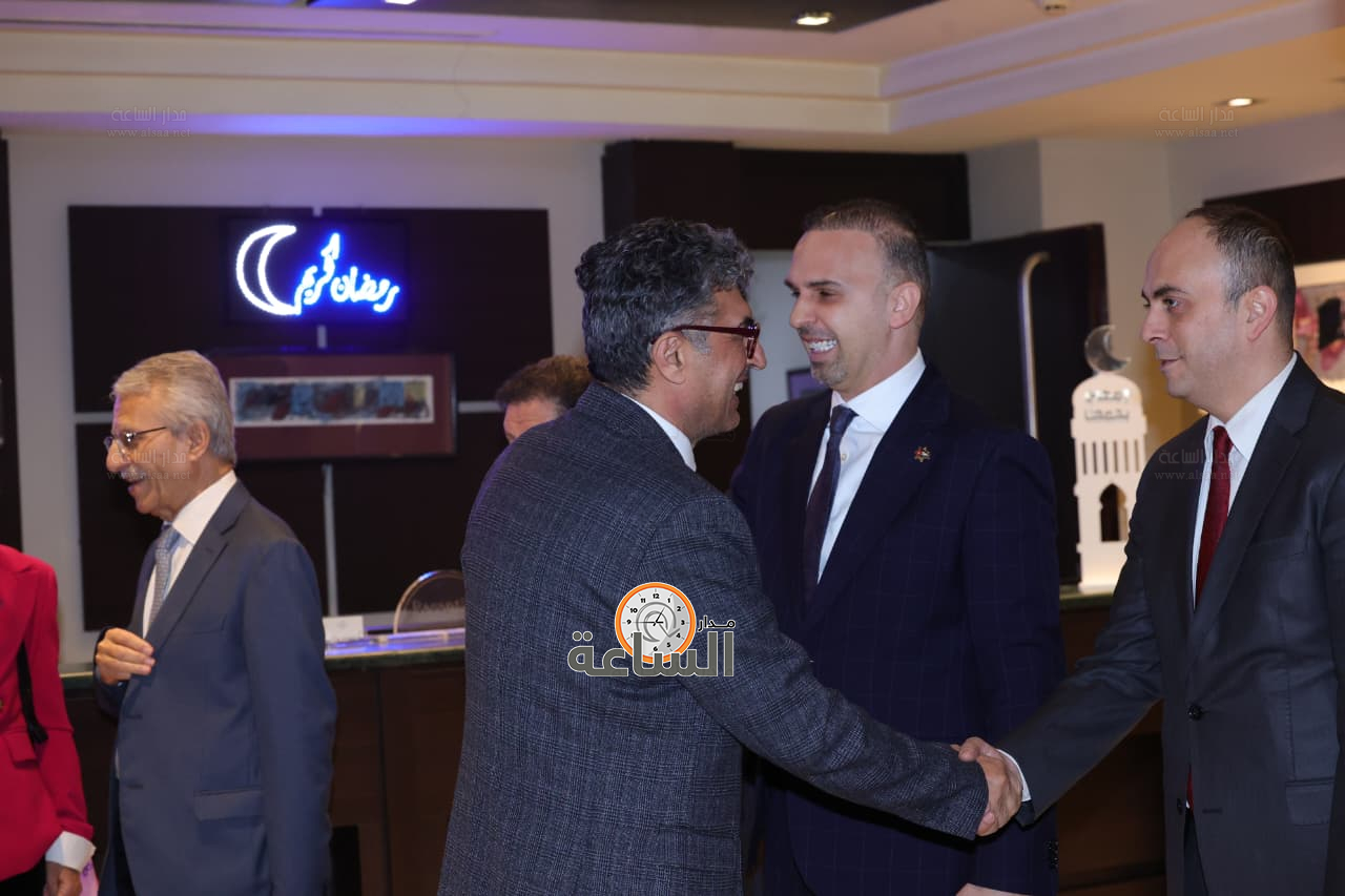 Madar Al-Saa Images 0.30954975643534965