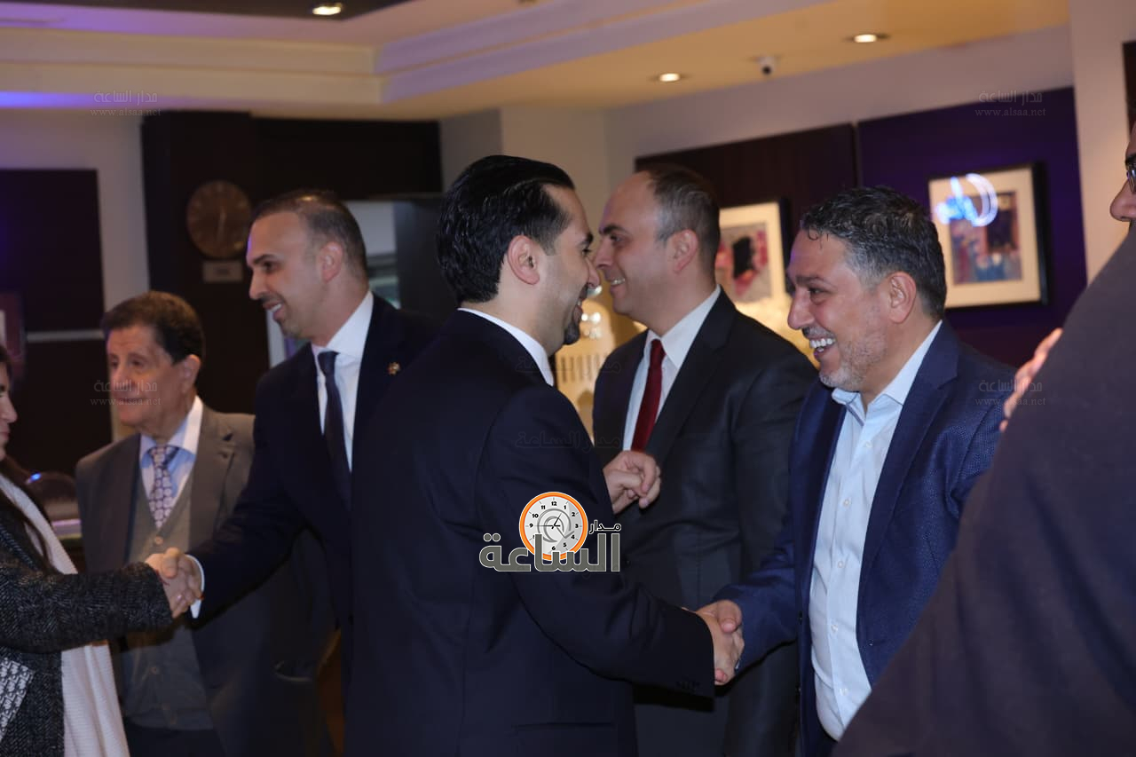 Madar Al-Saa Images 0.101521250488385