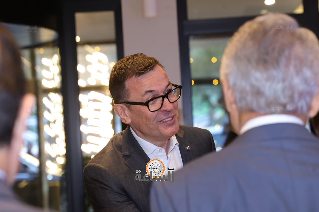 Madar Al-Saa Images 0.944954690854953