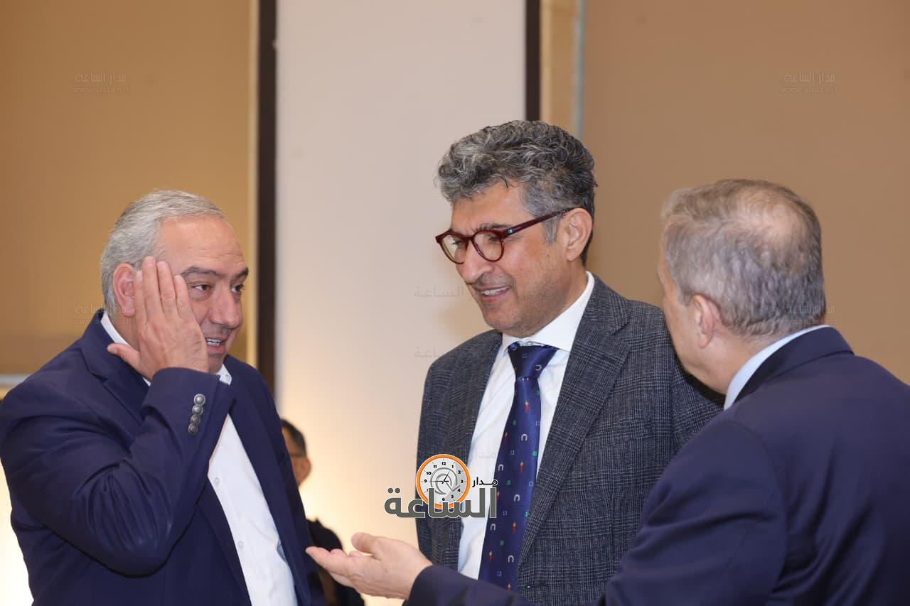 Madar Al-Saa Images 0.9407585388515951