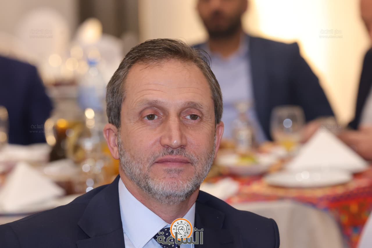 Madar Al-Saa Images 0.9577038193643943