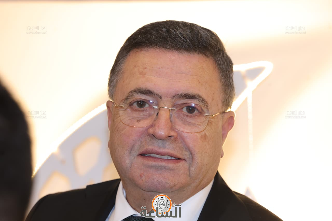 Madar Al-Saa Images 0.053766121289321456