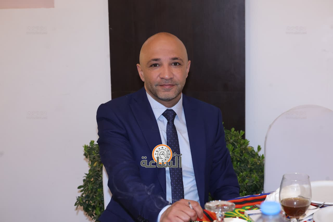 Madar Al-Saa Images 0.8814345695749485