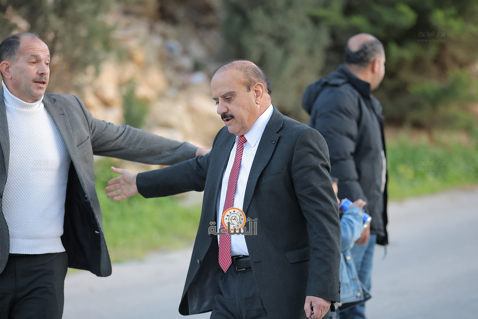 Madar Al-Saa Images 0.3720766347660033