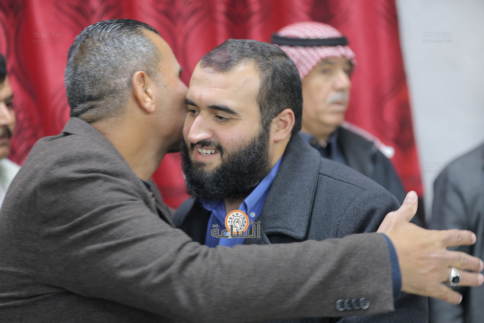 Madar Al-Saa Images 0.9098450390870539