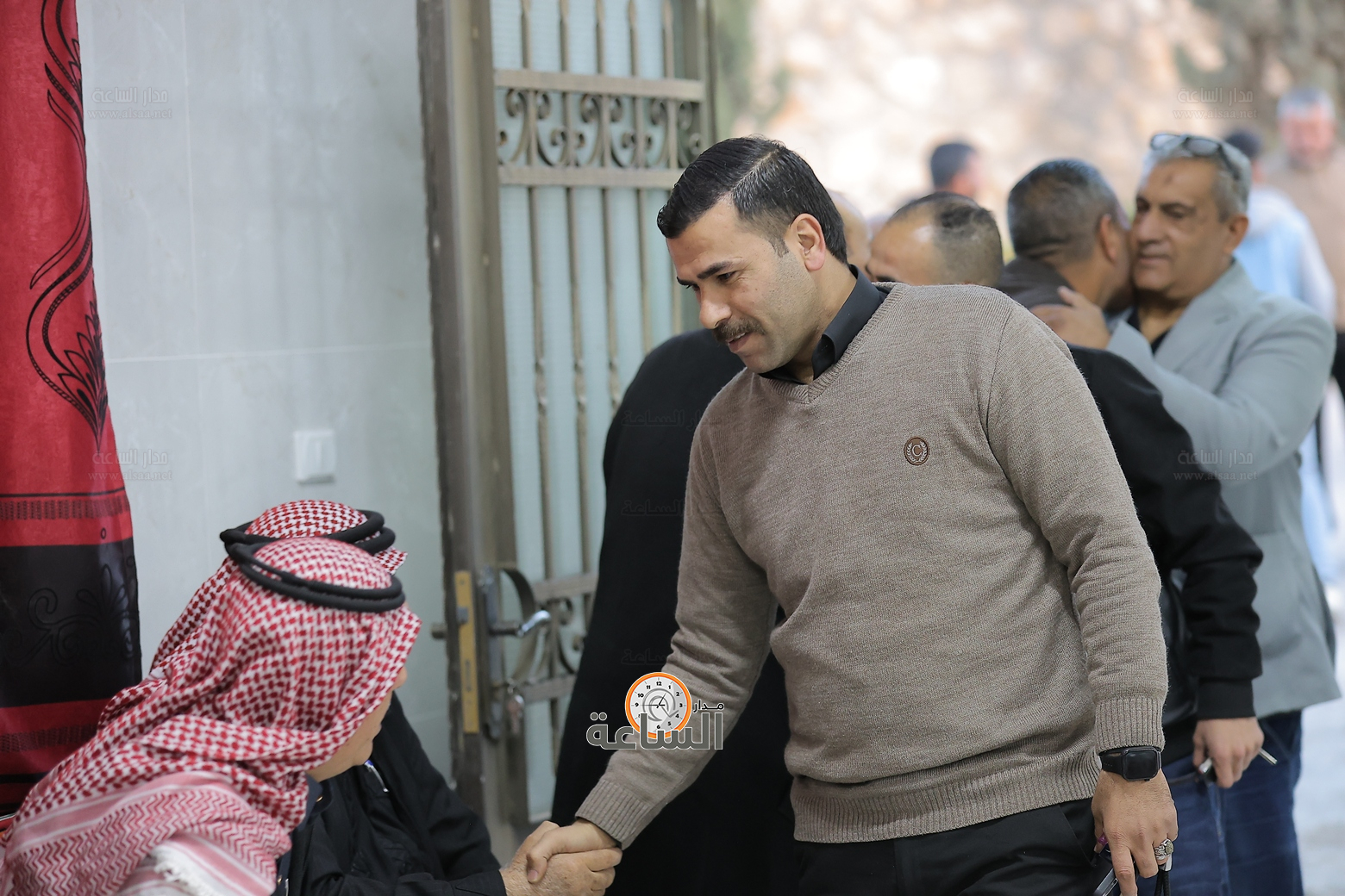 Madar Al-Saa Images 0.41031794595214854