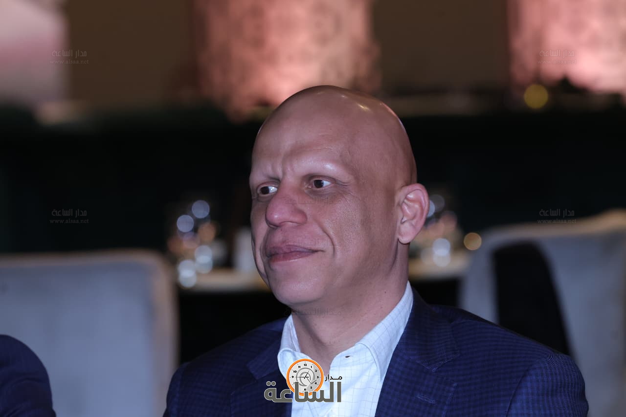 Madar Al-Saa Images 0.08395546181124403