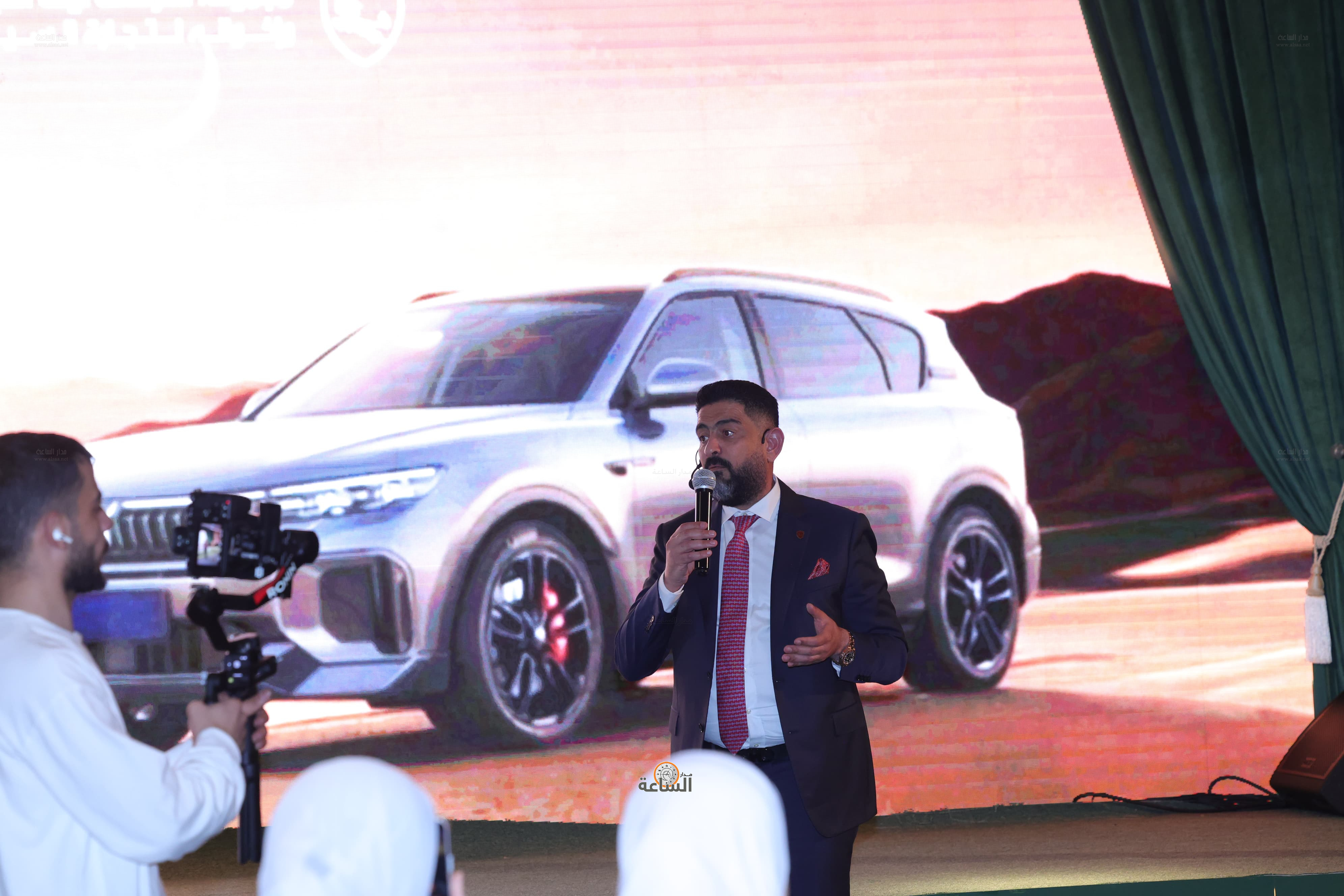 Madar Al-Saa Images 0.9284530462321134