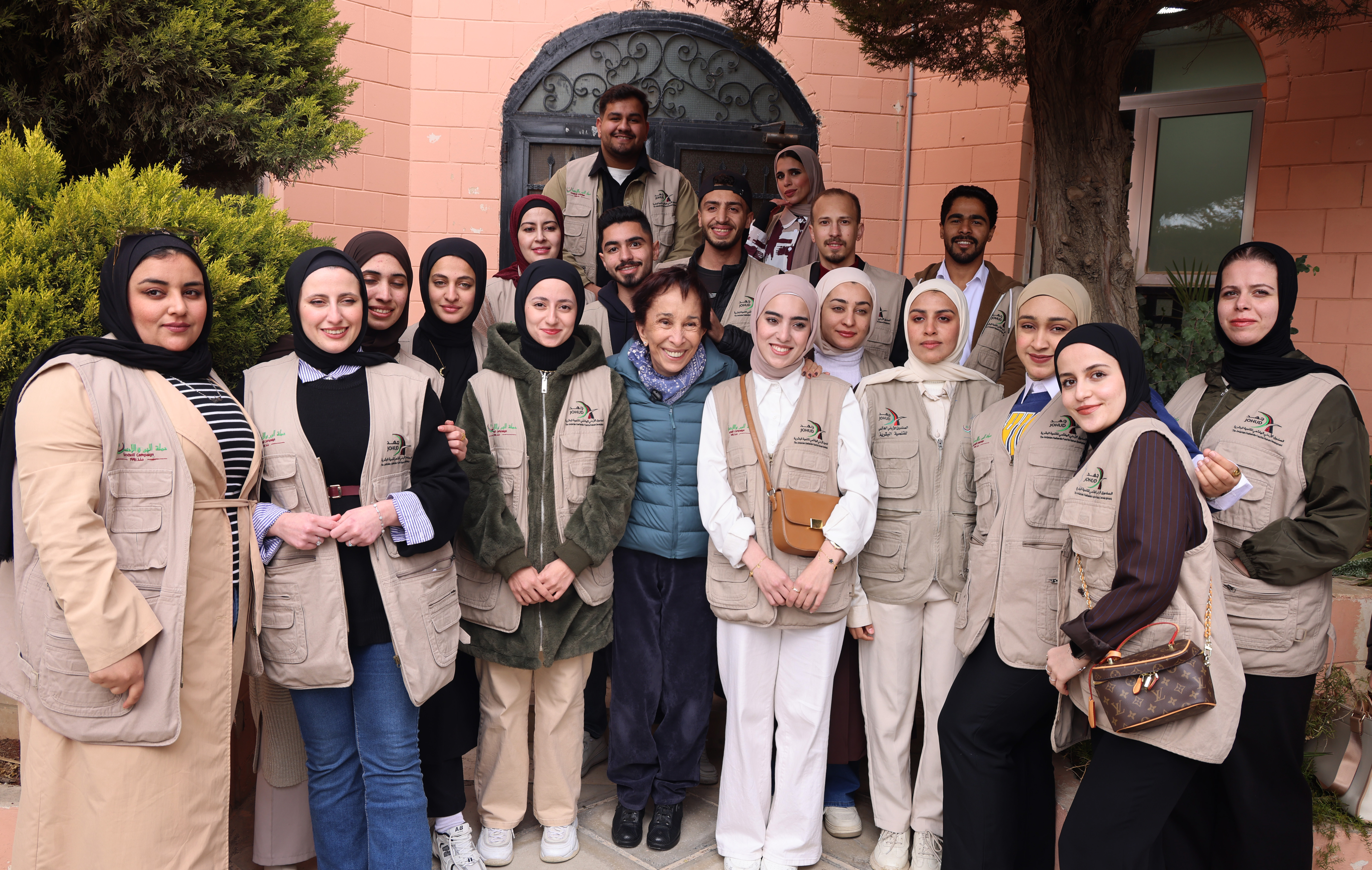 Madar Al-Saa Images 0.28056659933730943