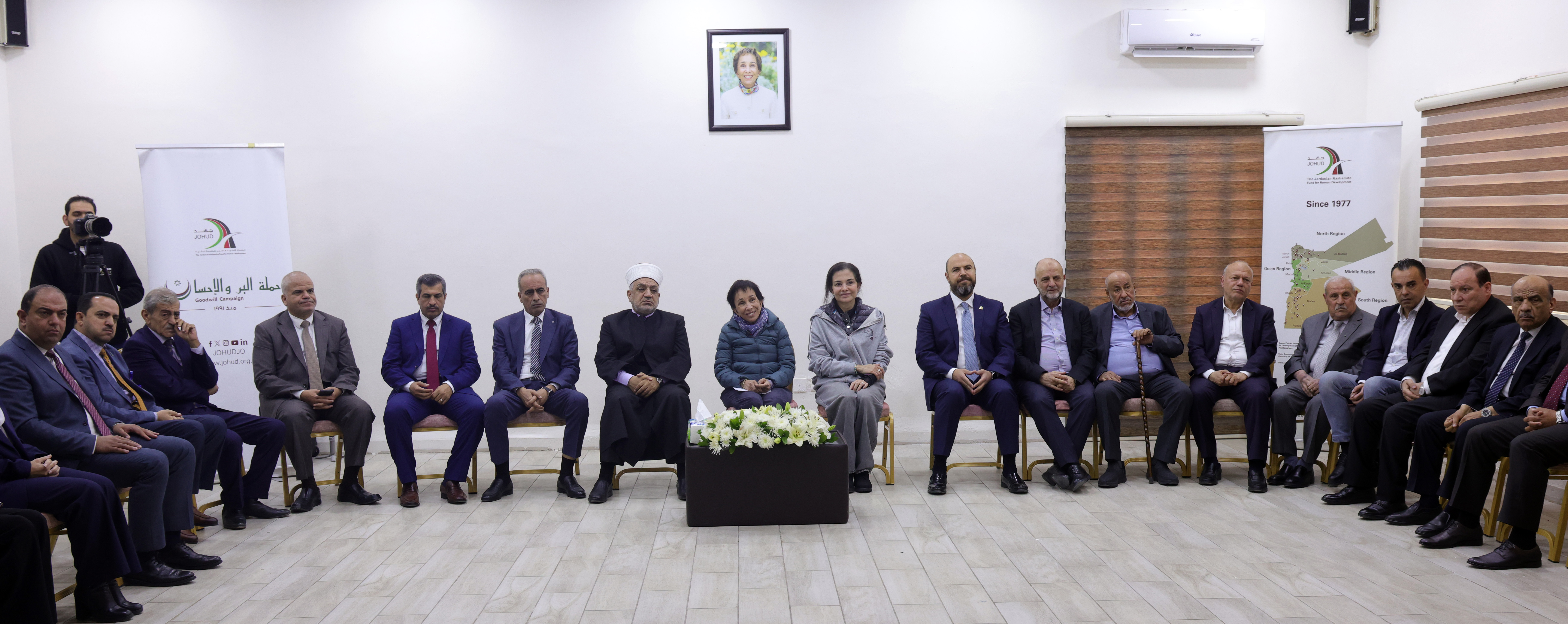 Madar Al-Saa Images 0.3187302372594871