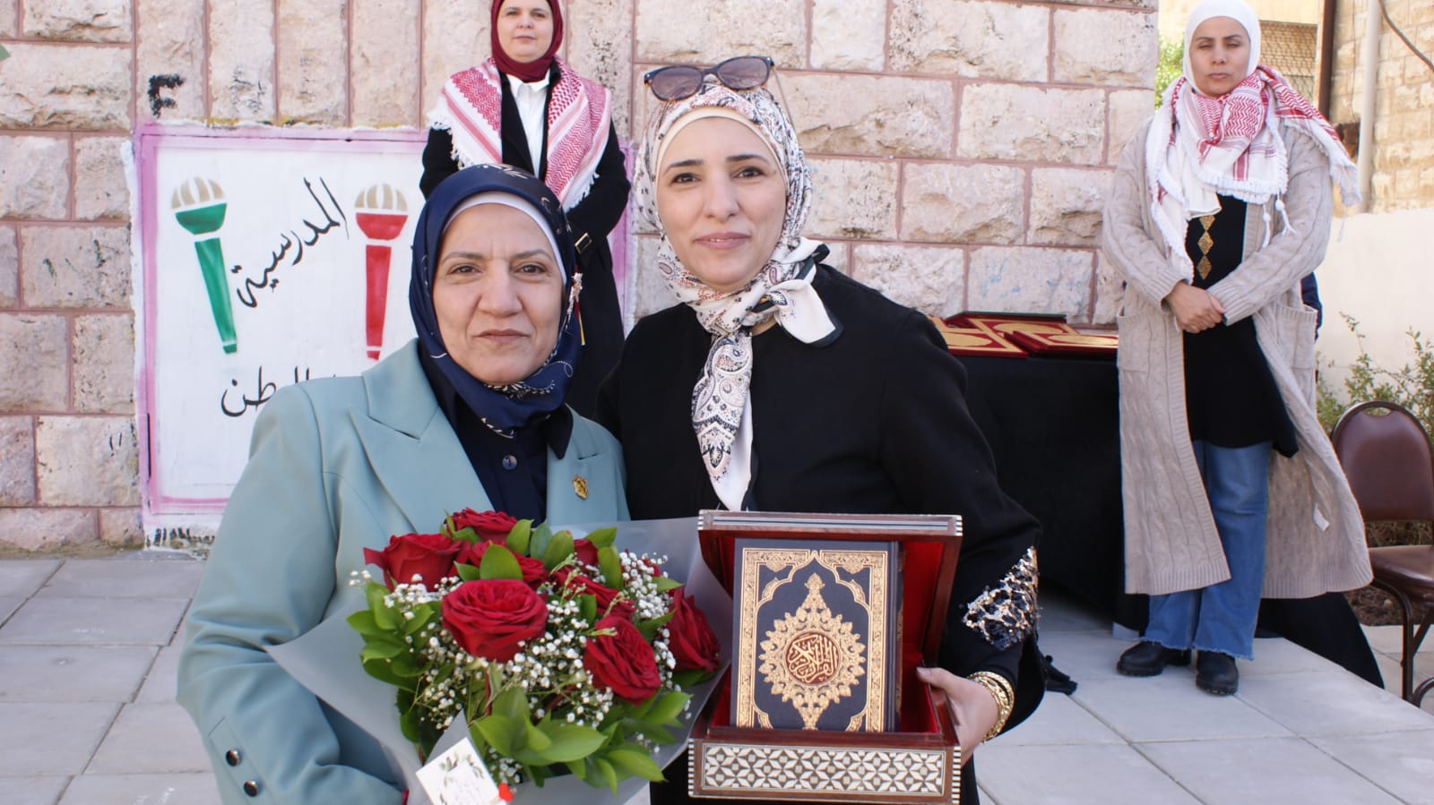 Madar Al-Saa Images 0.1659258431486741