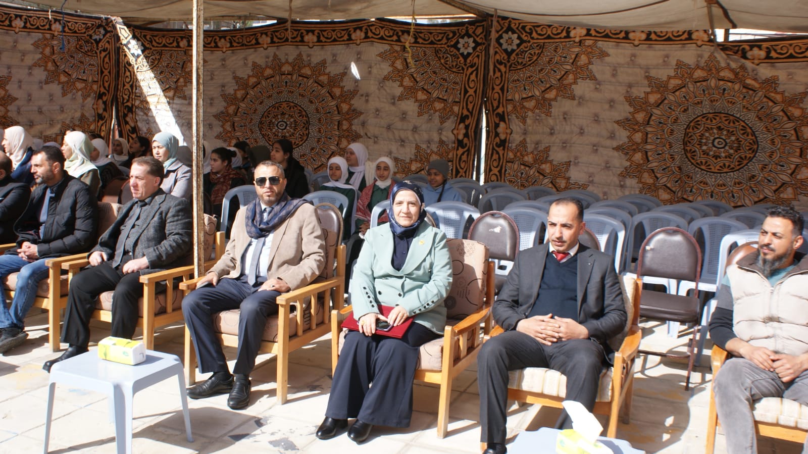 Madar Al-Saa Images 0.5620225769156008