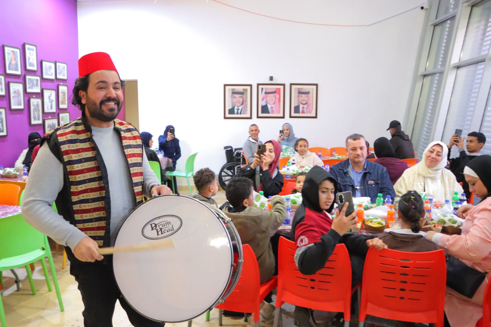 Madar Al-Saa Images 0.7481565428403205