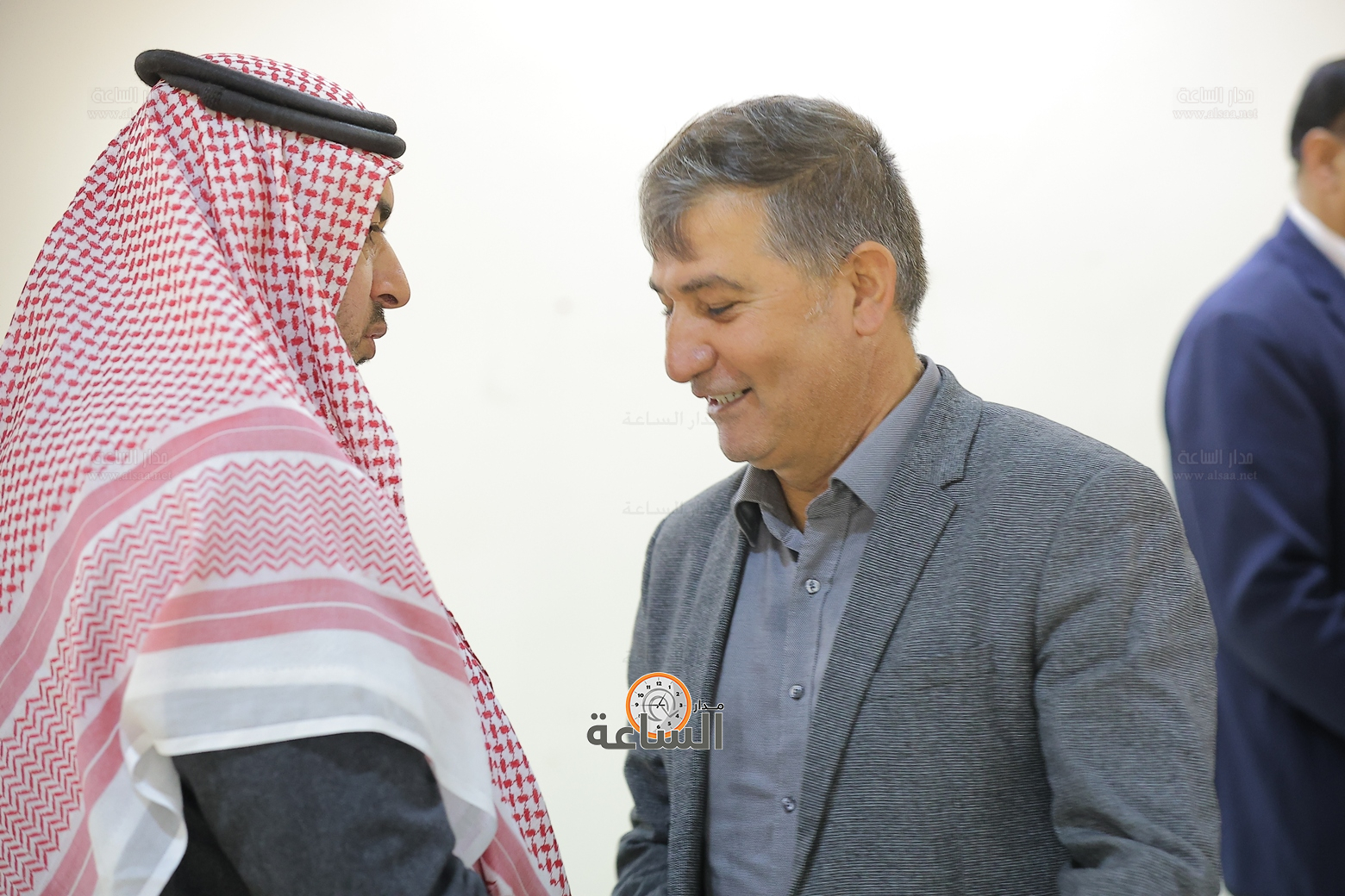 Madar Al-Saa Images 0.7855888184968873