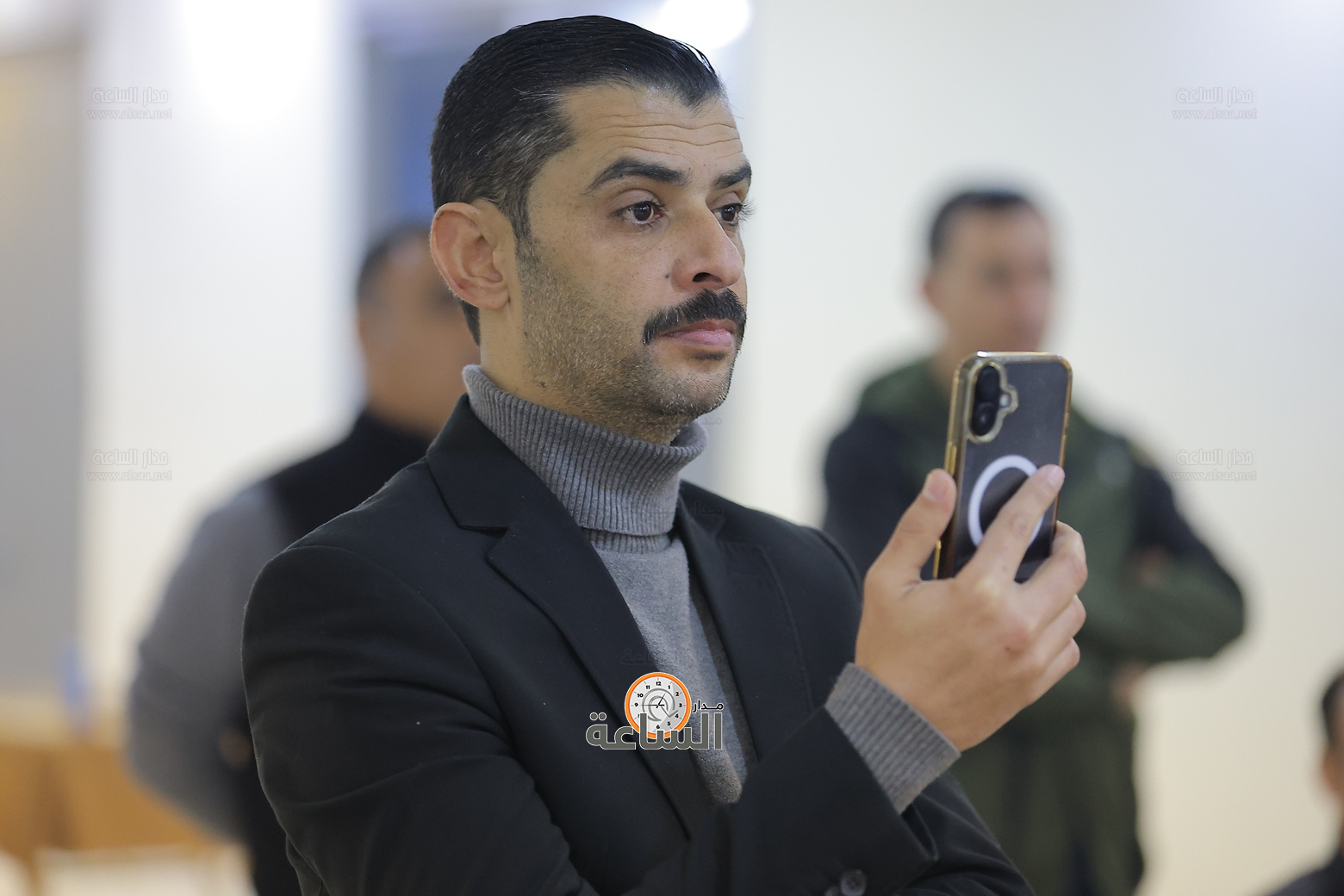 Madar Al-Saa Images 0.9851090373742497