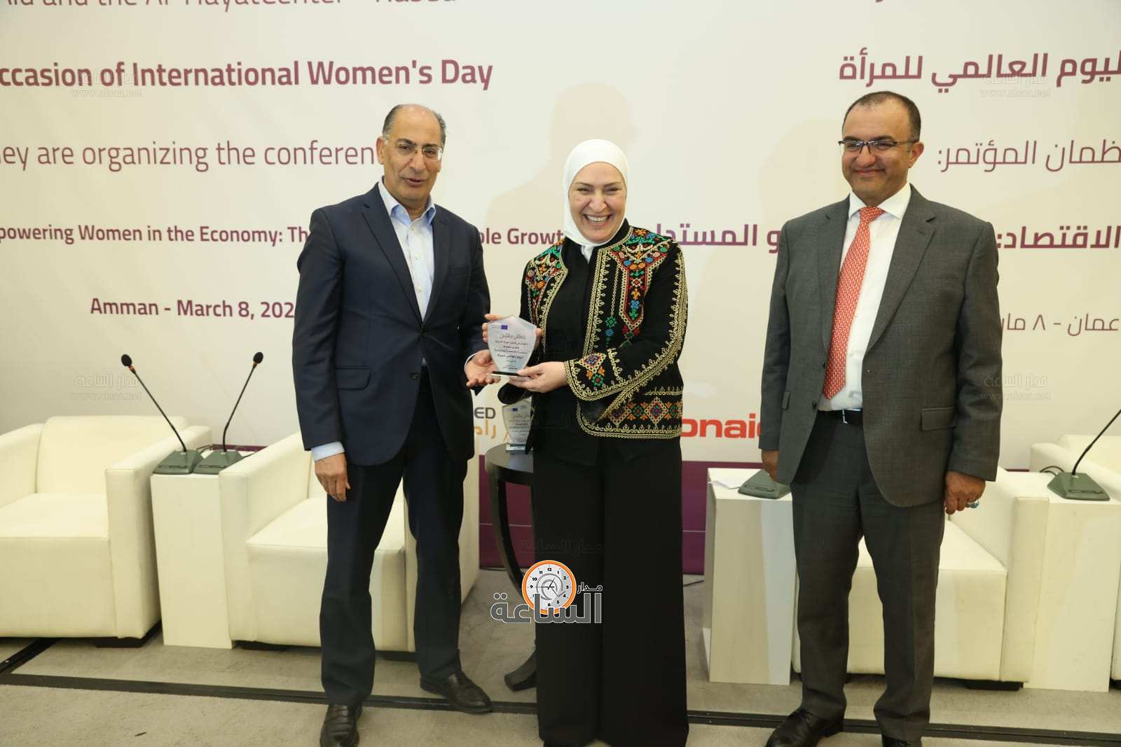 Madar Al-Saa Images 0.4425010731711503