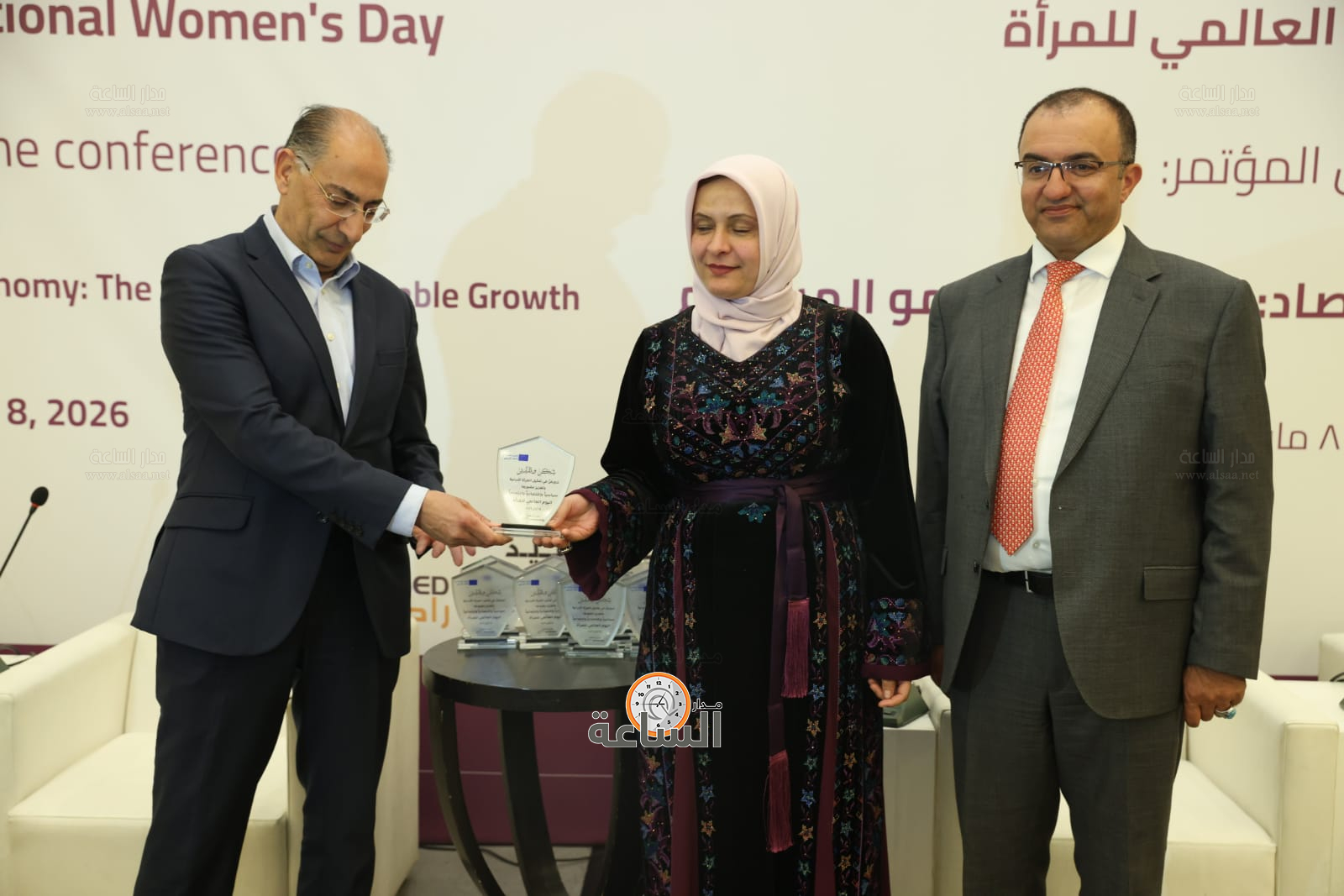 Madar Al-Saa Images 0.8803262699923367