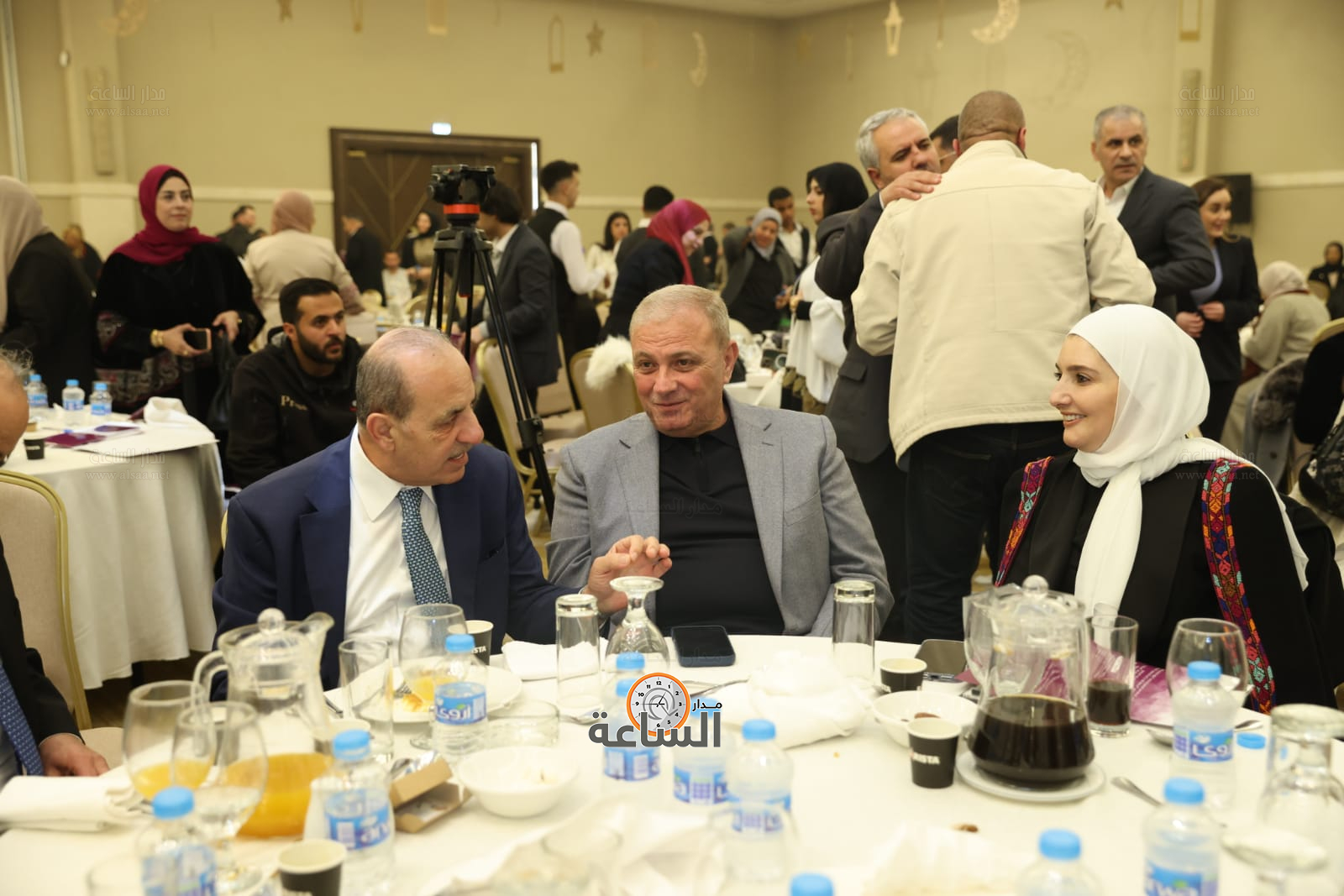 Madar Al-Saa Images 0.4653139059823129