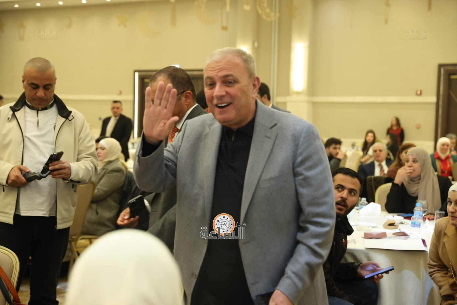 Madar Al-Saa Images 0.23186895323174872