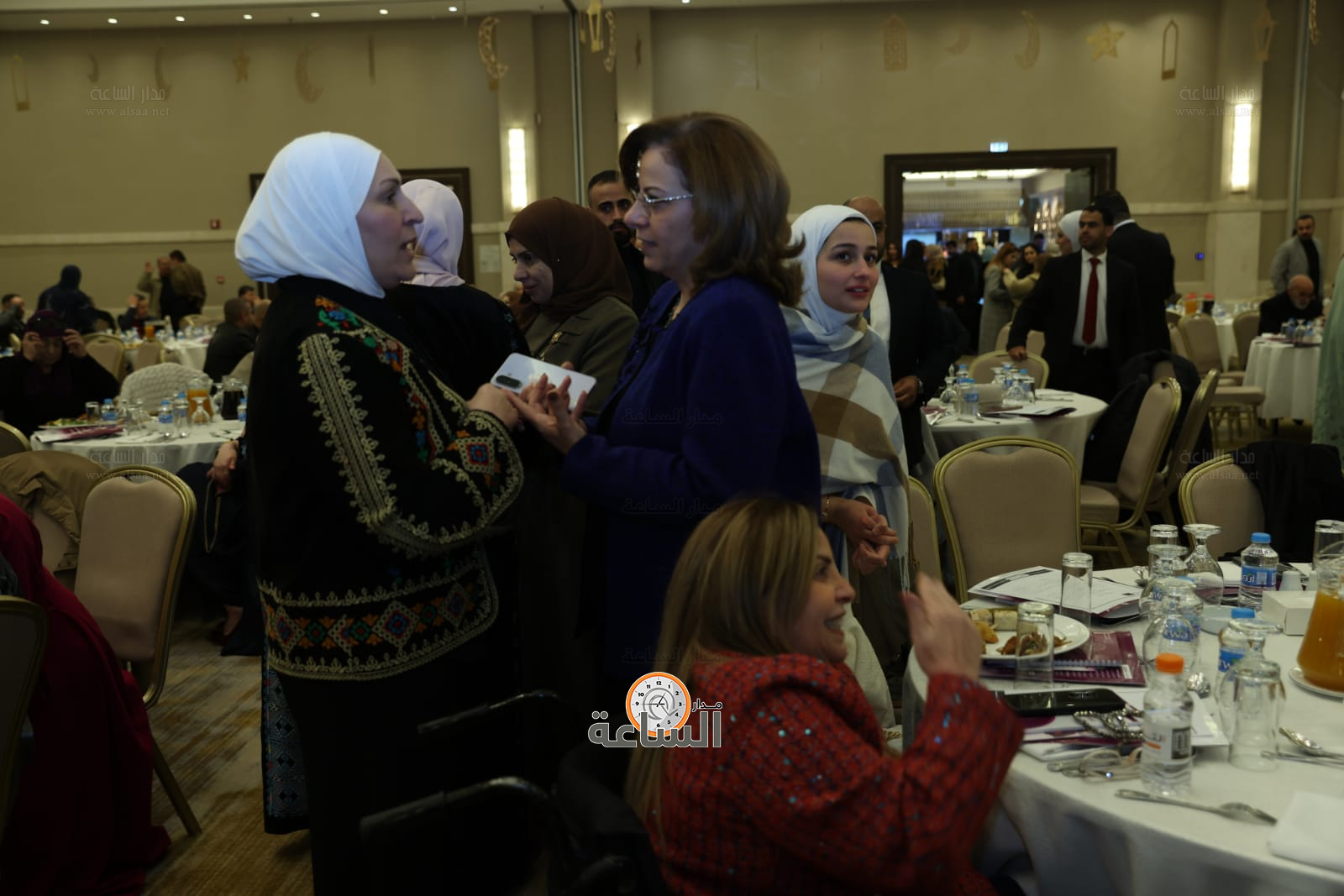 Madar Al-Saa Images 0.49879600838962046