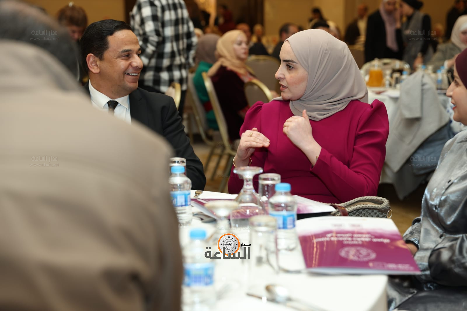 Madar Al-Saa Images 0.4073555990440946