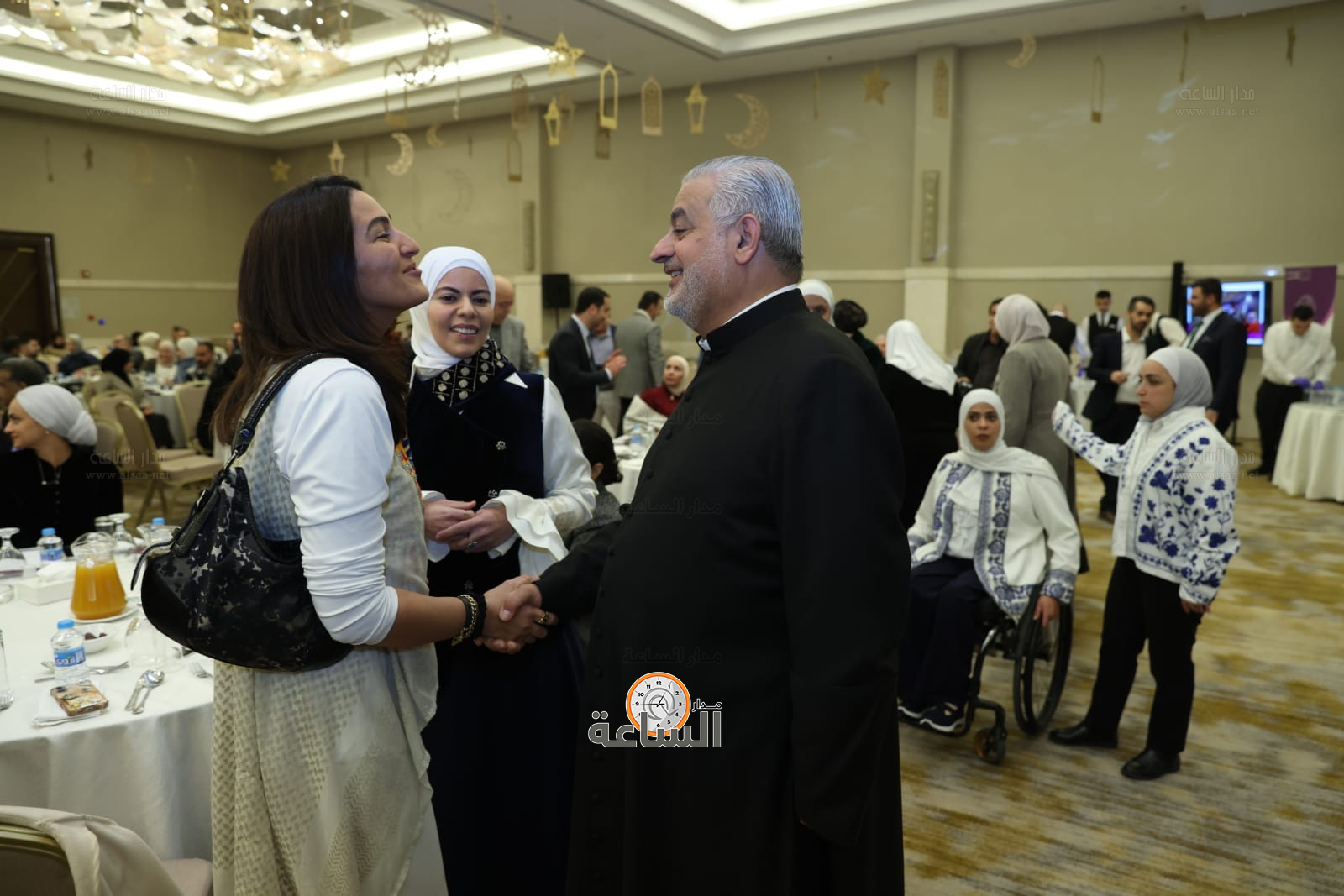 Madar Al-Saa Images 0.7415471861835179