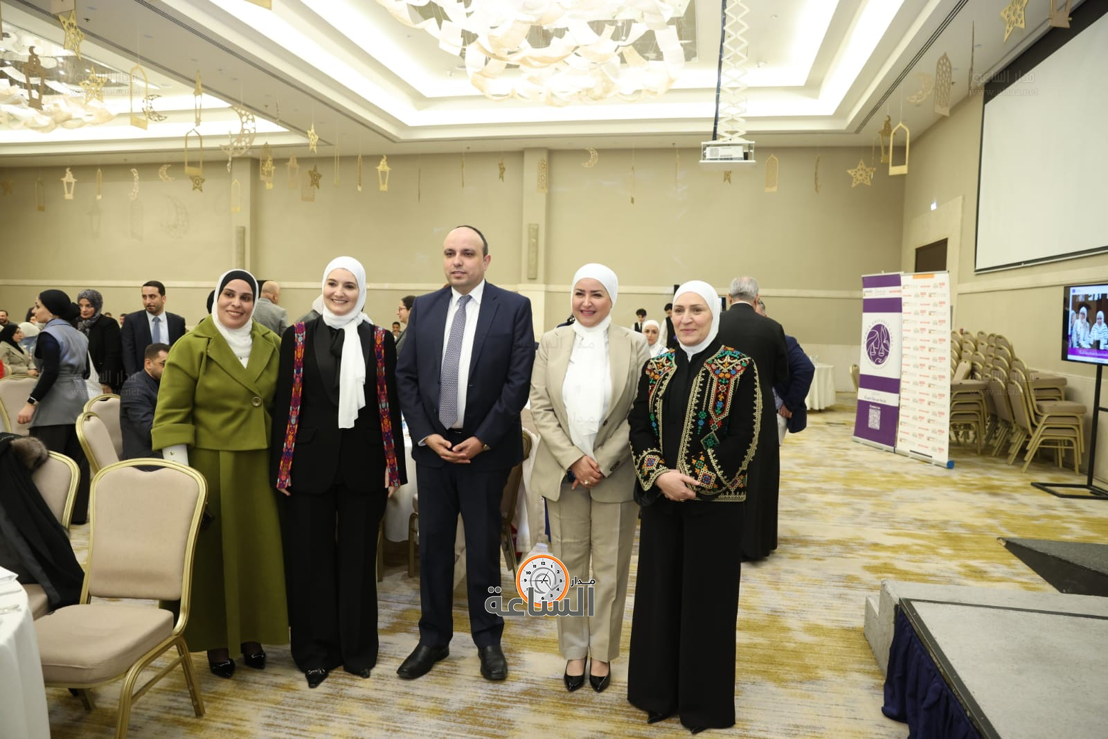 Madar Al-Saa Images 0.6901026686129226