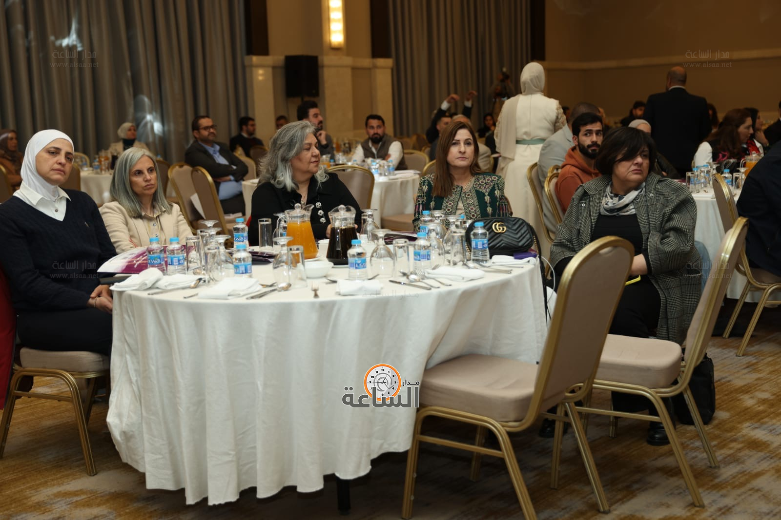 Madar Al-Saa Images 0.6521062860625602