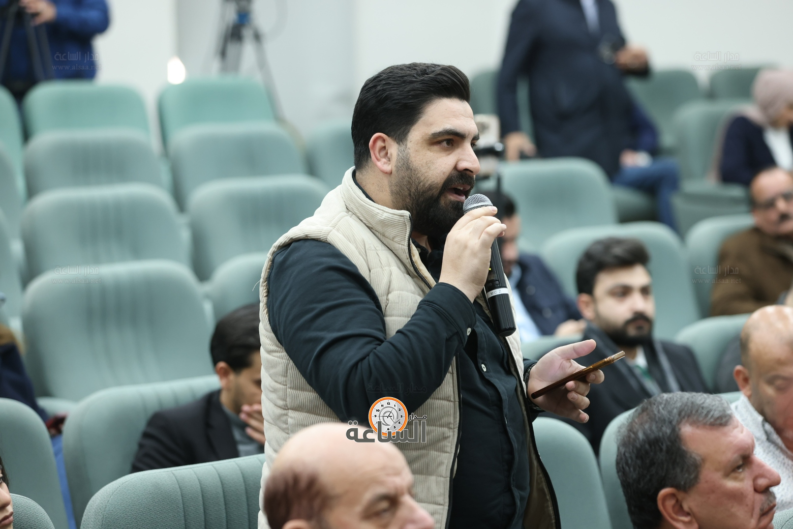 Madar Al-Saa Images 0.10732375843966258