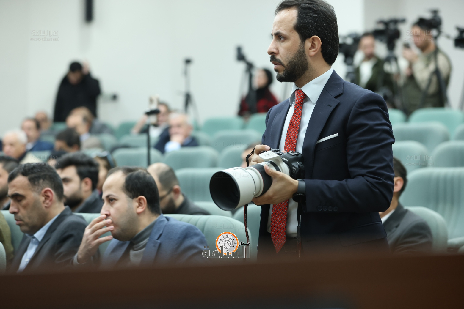 Madar Al-Saa Images 0.9364401473397417