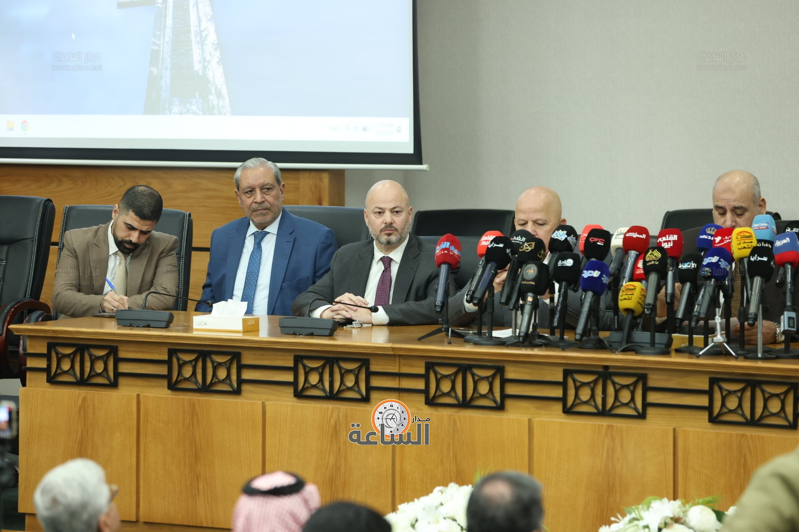 Madar Al-Saa Images 0.9971191530166443