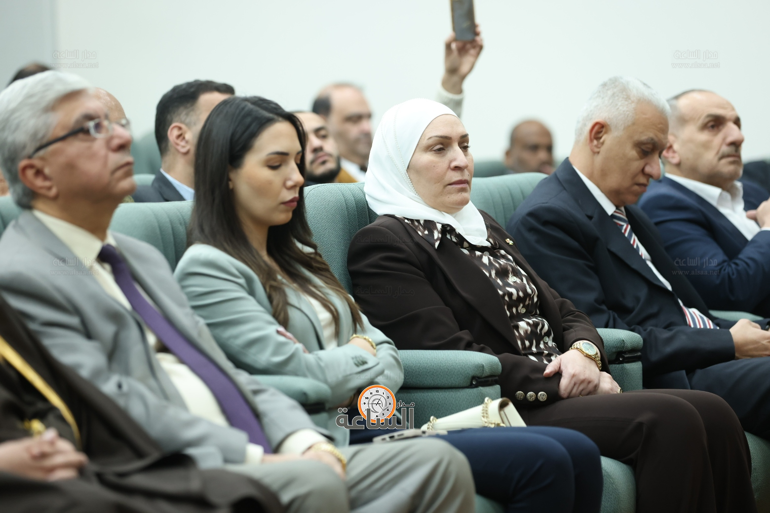 Madar Al-Saa Images 0.9665137422924485