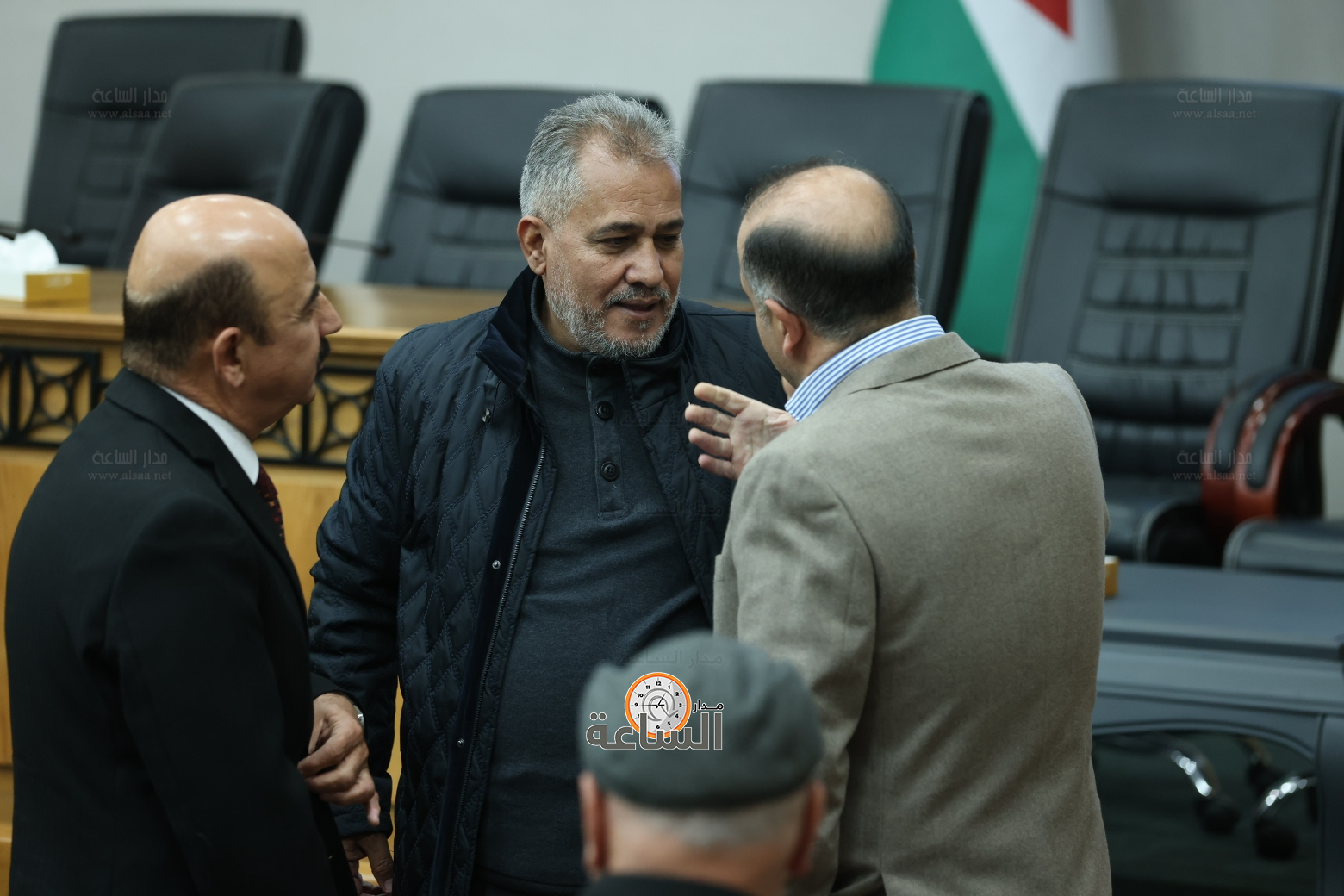 Madar Al-Saa Images 0.848764507608317