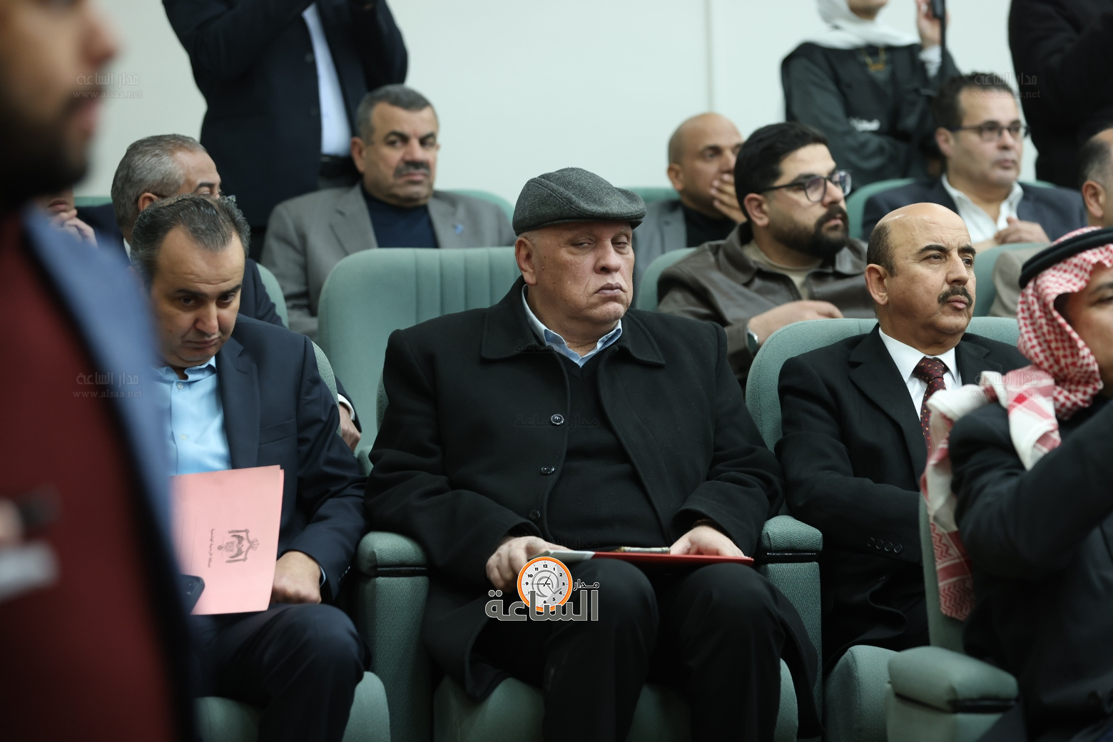 Madar Al-Saa Images 0.005808816119701743