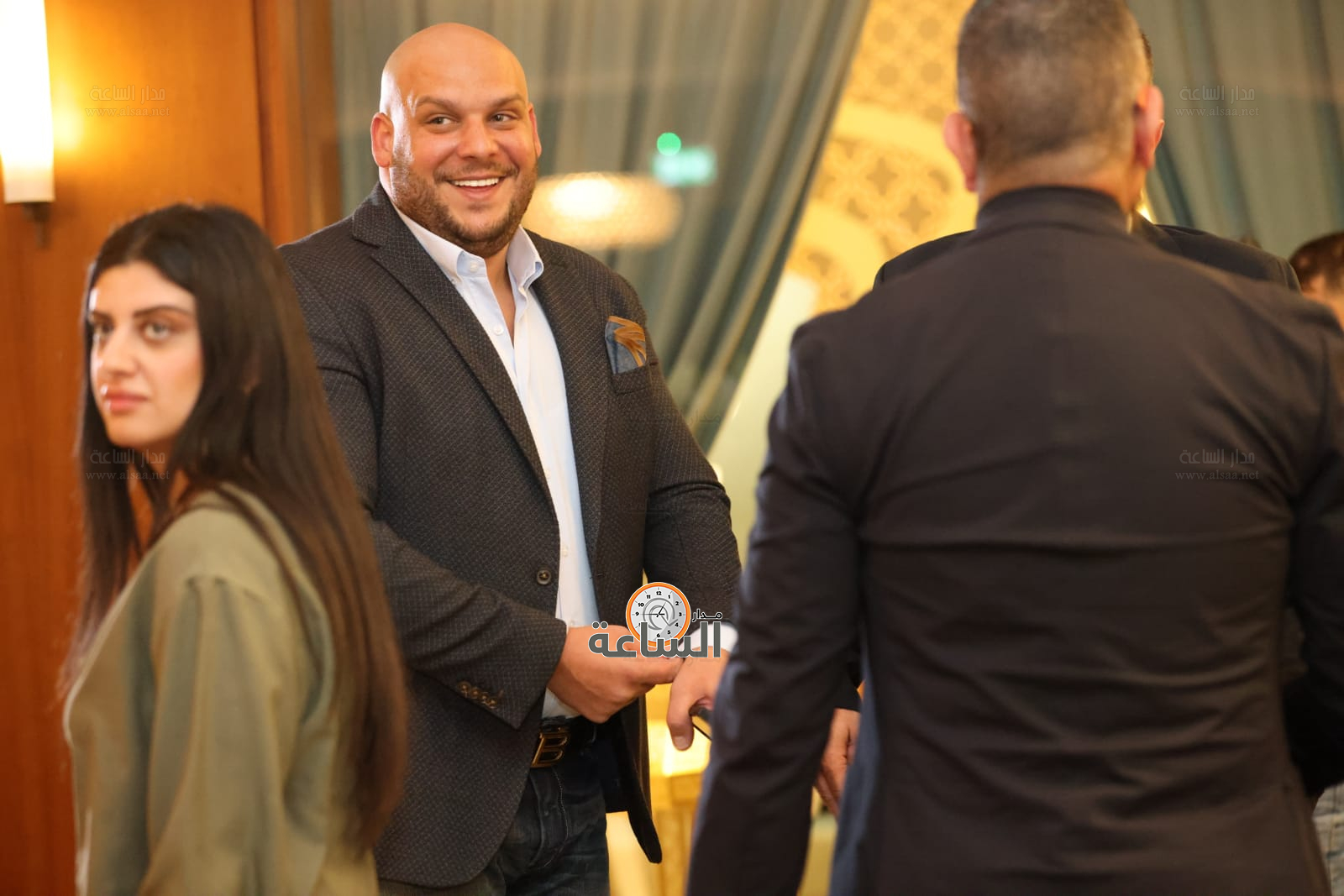 Madar Al-Saa Images 0.9125542636180954