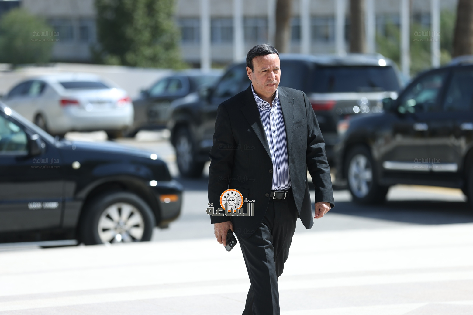 Madar Al-Saa Images 0.12008499120381